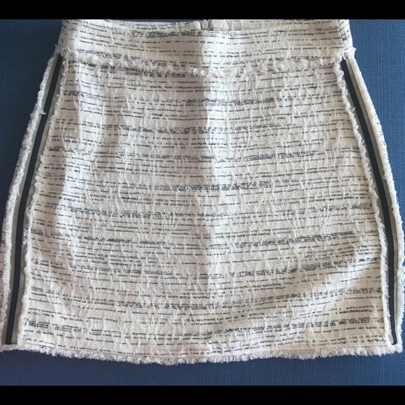 Zara Dresses & Skirts - Zara white and black tweed mini skirt